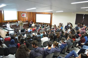 Foto - Terceira Ação Jovem reúne 250 alunos de 2º e 3º do ensino médio da rede pública de Nazaré Paulista