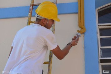 Foto - Administração inicia pintura e reforma no Prédio Sede da Prefeitura