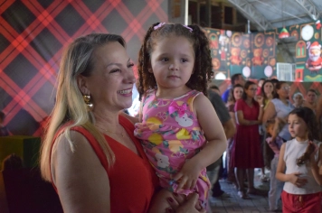 Foto - “Luzes da Esperança” transforma Nazaré Paulista e inaugura o Natal 2025 com emoção e brilho