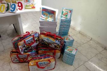 Departamento de Educação de Nazaré Paulista entrega Brinquedos para Escolas e Creches do Município