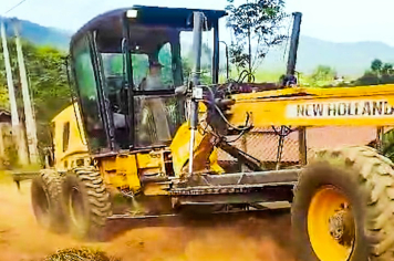 Prefeitura de Nazaré Paulista realiza manutenção na estrada do Barreiro, no Bairro do Cuiabá