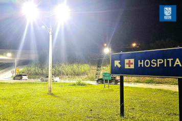 Trevo de acesso a Nazaré Paulista recebe nova iluminação em LED após solicitação da Prefeitura