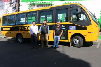 Prefeitura conquista mais um ônibus escolar para a população nazareana