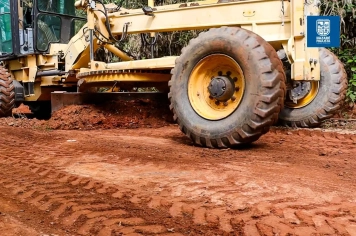 PREFEITURA REALIZA MANUTENÇÃO NA ESTRADA DA REPRESA EM NAZARÉ PAULISTA