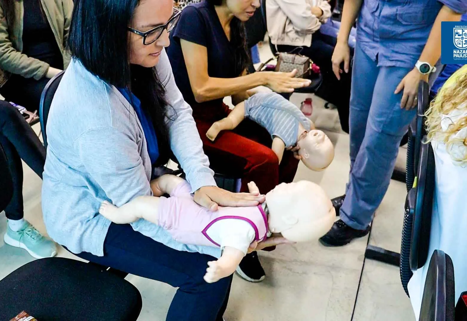 Prefeitura promove formação em primeiros socorros para profissionais da rede de ensino infantil