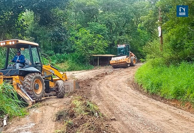 Prefeitura de Nazaré Paulista inicia manutenção na estrada rural do bairro Livramento 