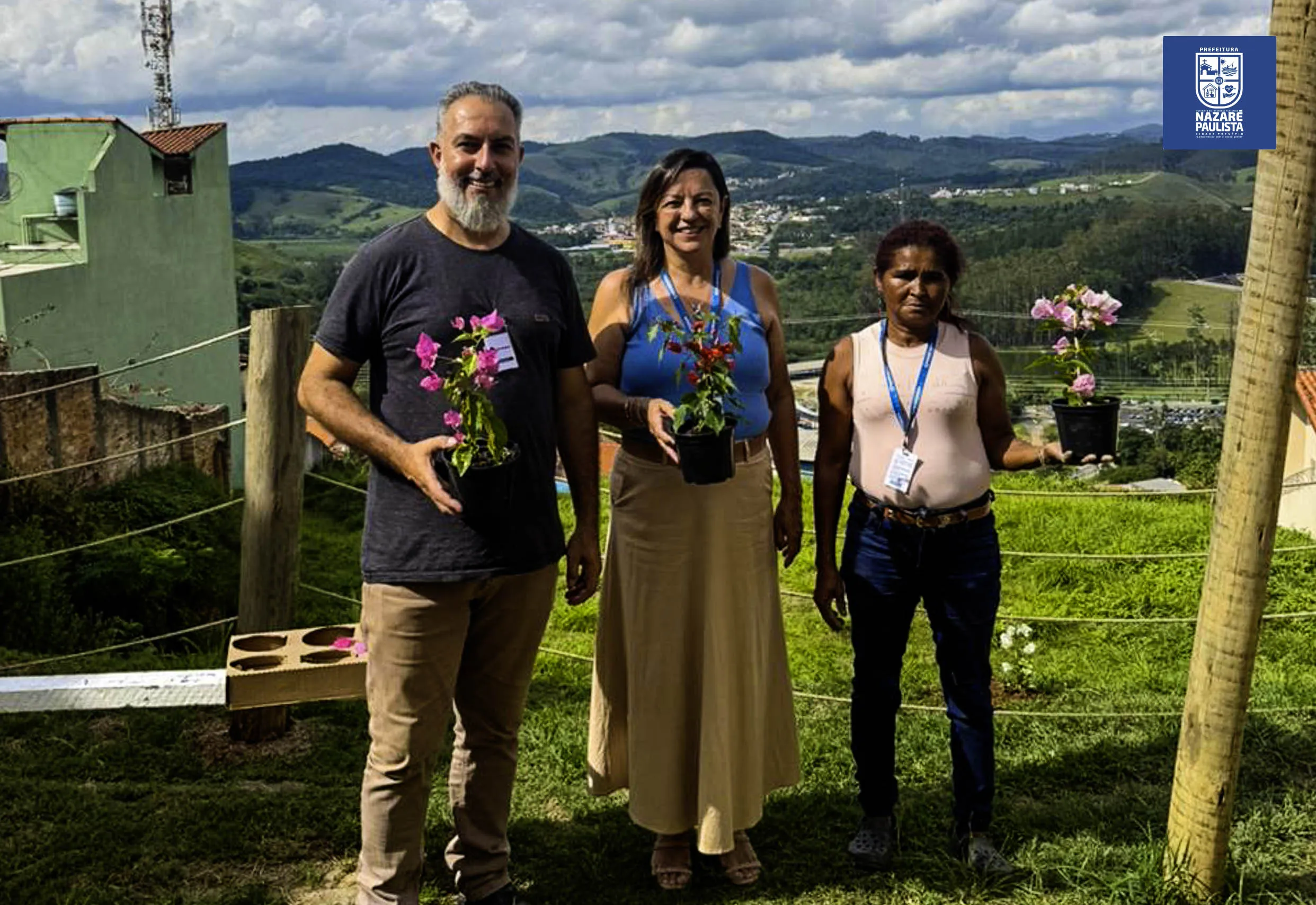  Prefeitura de Nazaré Paulista realiza plantio de flores em espaços públicos e reforça cuidado com a cidade
