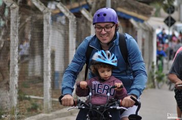 Foto - Passeio Ciclístico em homenagem ao Dia dos Pais é sucesso em Nazaré Paulista