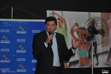 Foto - Noite de lançamento do Programa Criança Feliz em Nazaré Paulista 