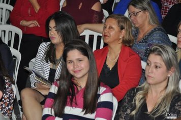 Foto - Noite de lançamento do Programa Criança Feliz em Nazaré Paulista 