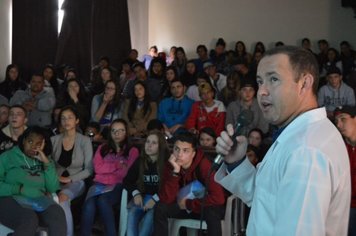 Foto - Terceira Ação Jovem reúne 250 alunos de 2º e 3º do ensino médio da rede pública de Nazaré Paulista