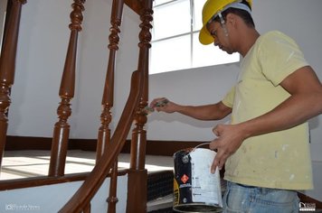 Foto - Administração inicia pintura e reforma no Prédio Sede da Prefeitura