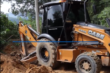 Prefeitura realiza obras para implantação de tubos para drenagem de águas pluviais no Parque das Águas em Nazaré Paulista