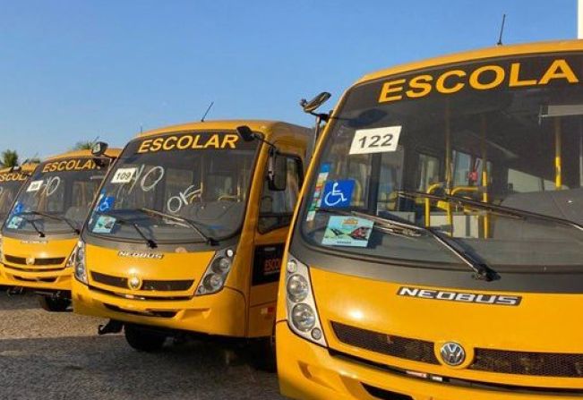 Transporte Escolar: Prefeitura conquista mais um ônibus escolar para transporte dos alunos em Nazaré Paulista